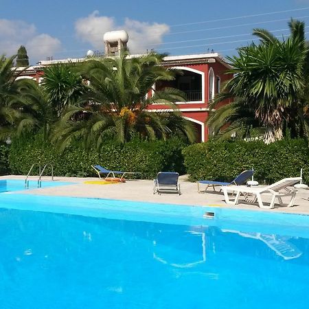 Sunny Dreams Apartments Ипсос Екстериор снимка